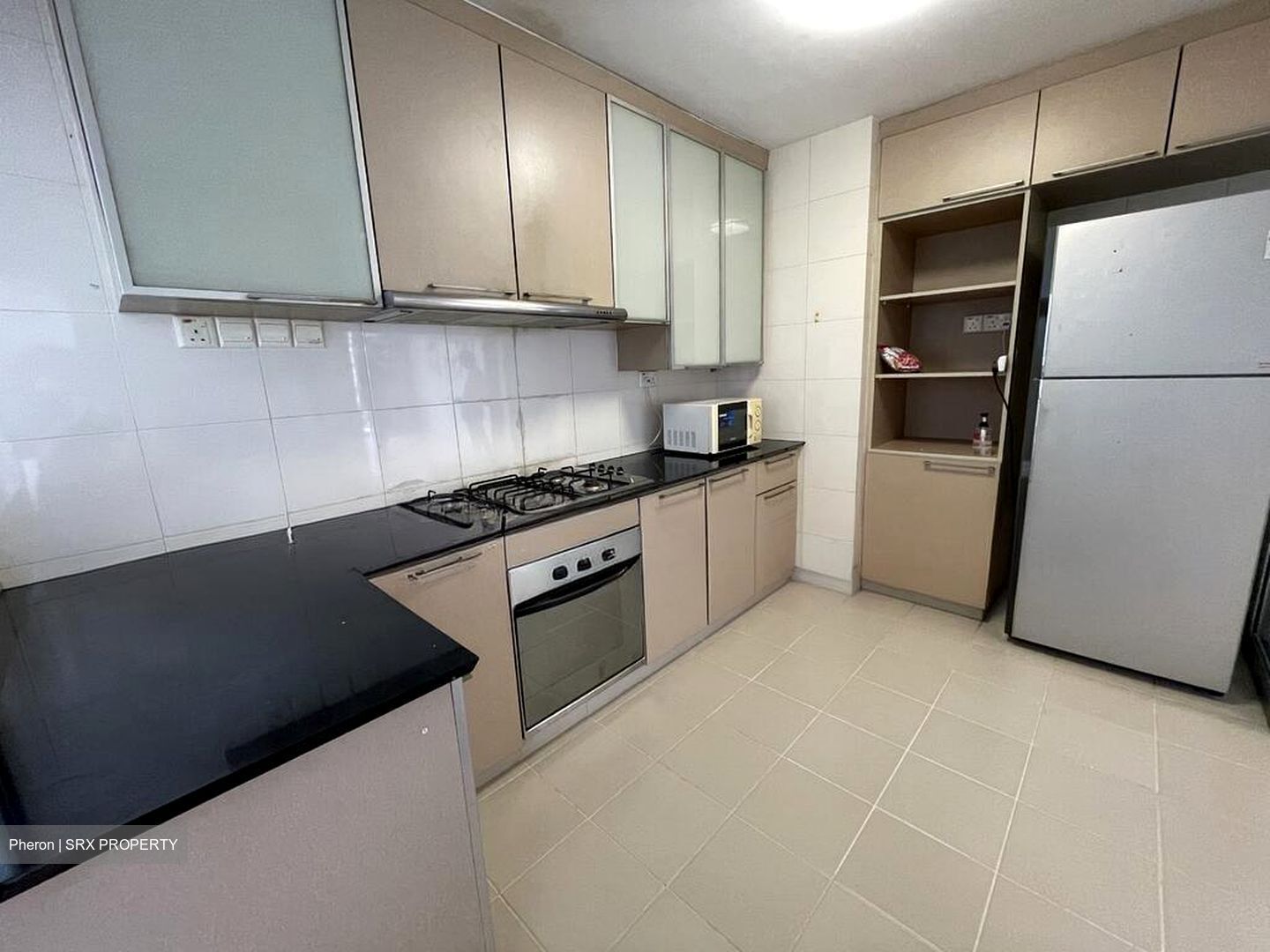 Grandeur 8 (D20), Condominium #528104451